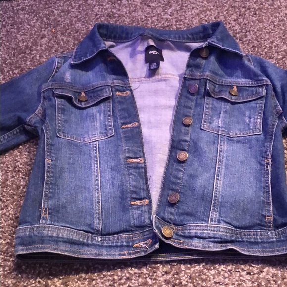 Jean jacket - Picture 2 of 3